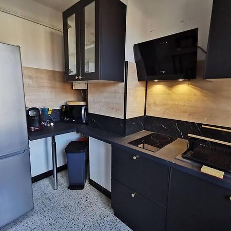 Appartement Tout Confort Refait A Neuf Moulins  Eksteriør billede