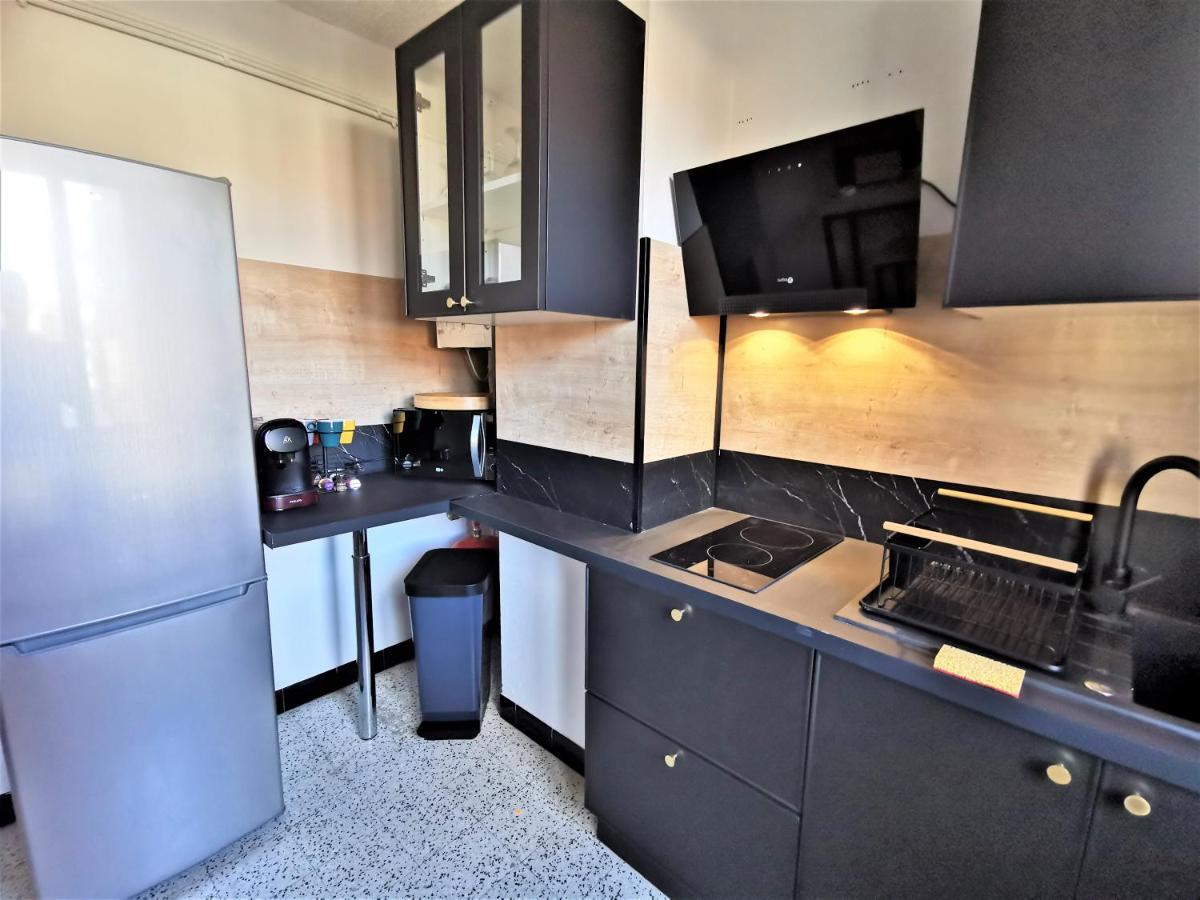 Appartement Tout Confort Refait A Neuf Moulins  Eksteriør billede